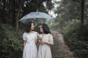 夜泣きの赤ちゃんを連れての散歩はどんな効果がある？