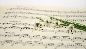 寝かしつけに効果的な音楽とはどんなもの？